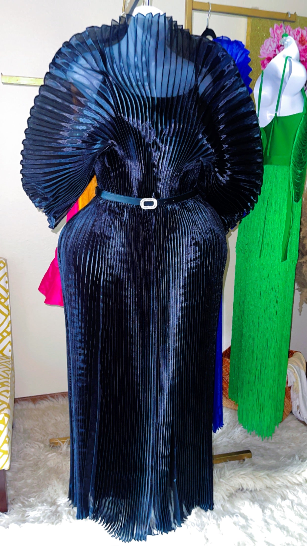Status Dress
