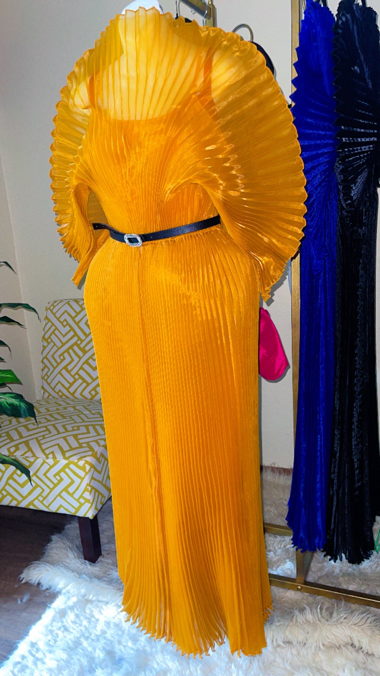 Status Dress