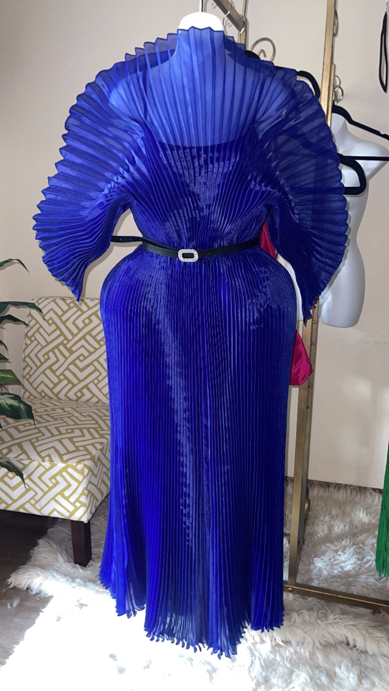 Status Dress