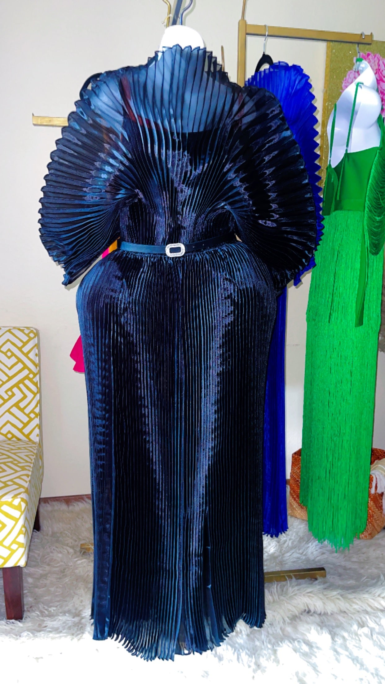Status Dress