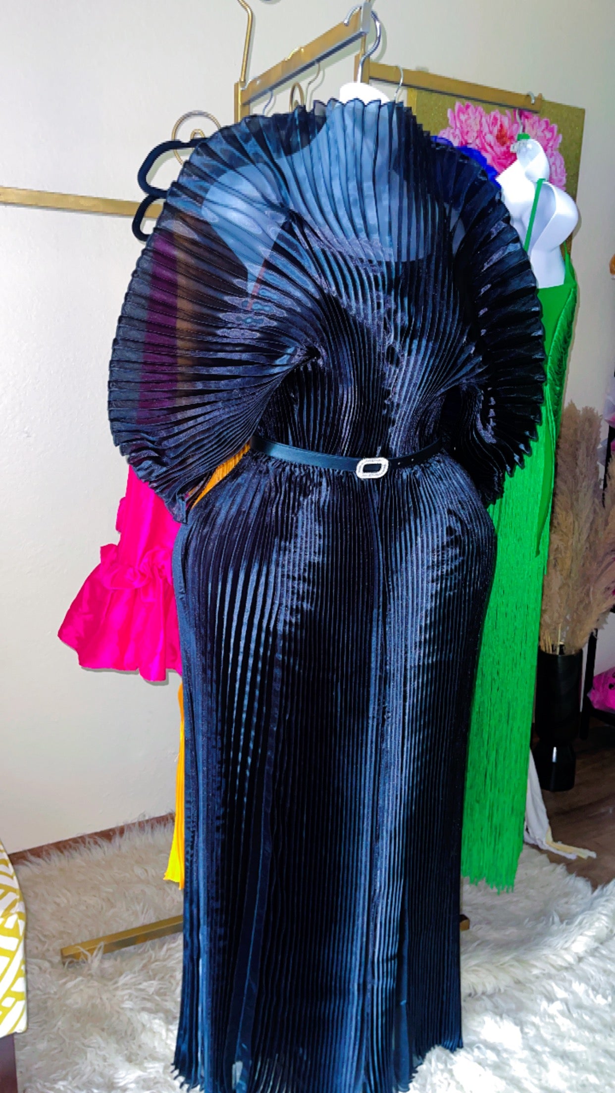 Status Dress